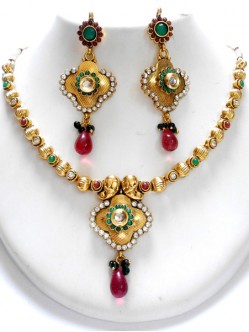 polki-jewellery-set-2950PN1576